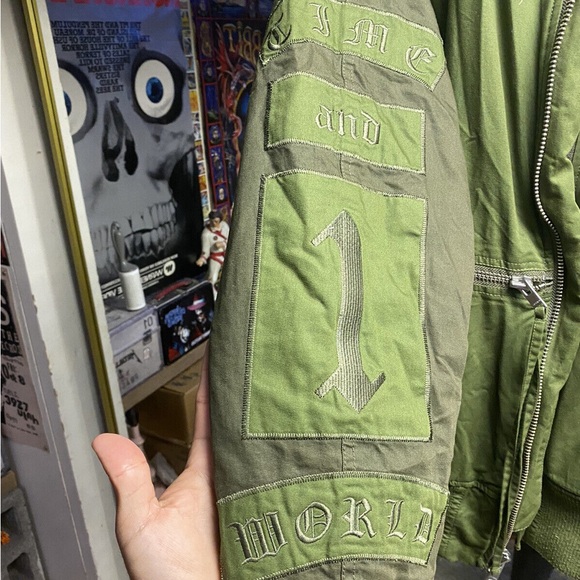 STAMPD “Time And 1 World” Bomber Jacket Size XL - Picture 8 of 9